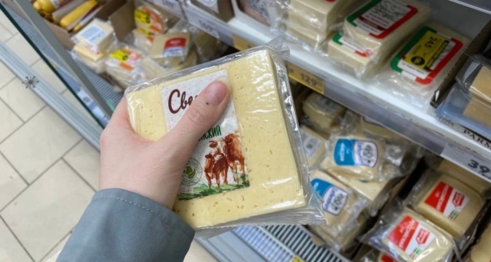 Ученые определили самый полезный сыр — не адыгейский, не моцарелла и вдвое питательнее пармезана - практически несоленый Ученые определили самый полезный сыр — не адыгейский, не моцарелла и вдвое питательнее пармезана - практически несоленый