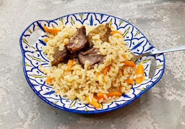 вдохновляющий плов с мясом и овощами для вашего семейного обеда