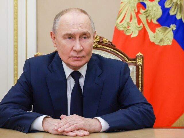 Путин вводит новый порядок контроля доходов чиновников