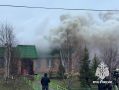Огнеборцы МЧС России ликвидировали пожар в магазине