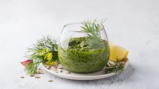 Песто на новый лад: укроп и семечки