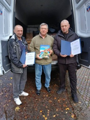 Депутат Госдумы Михаил Кисляков и сенатор СФ Александр Лутовинов отправили гуманитарку на фронт