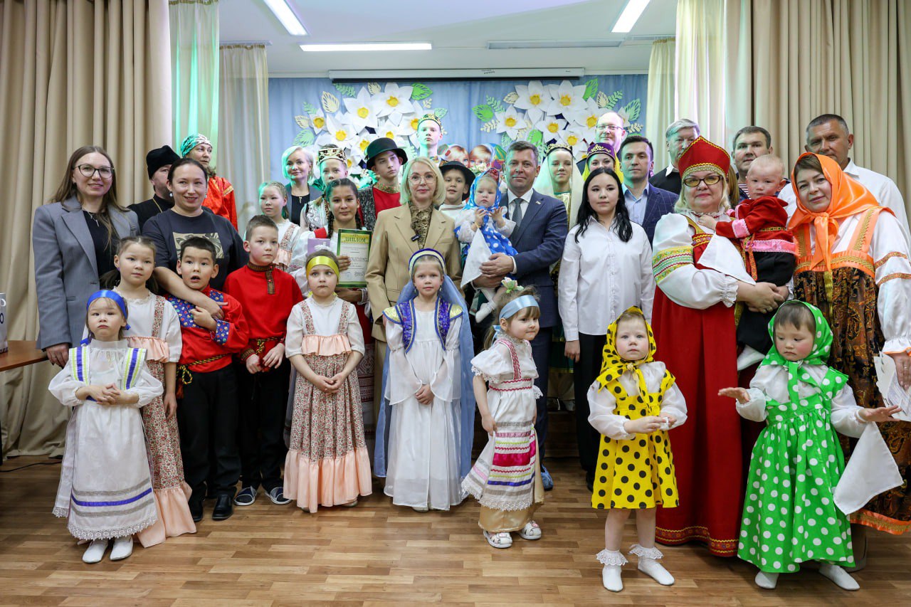 В Центре «Наш дом» прошёл концерт, посвящённый Дню народного единства В Центре «Наш дом» прошёл концерт, посвящённый Дню народного единства