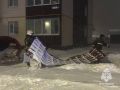 В поселке Искателей из-за сильного порыва ветра произошло повреждение кровли жилого дома на улице Дружбы 24