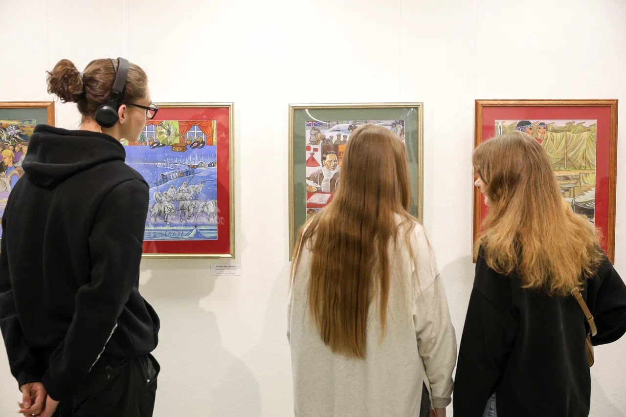 В Нарьян-Маре открылась выставка книжной графики Надежды Выучейской