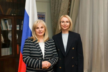 Ирина Гехт и Элла Памфилова обсудили подготовку Избиркома НАО к предстоящим выборам