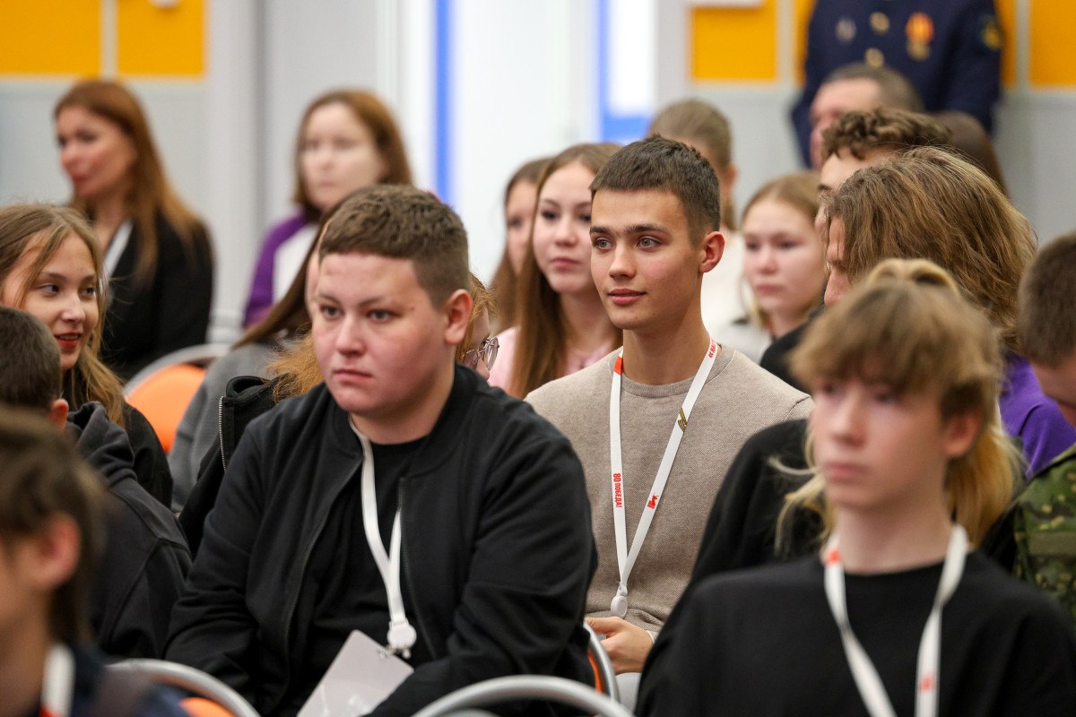 НАО принял участие во Всероссийской акции «Марш Знамени Победы» НАО принял участие во Всероссийской акции «Марш Знамени Победы»