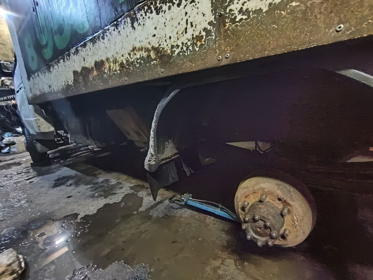 Северянин погиб после происшествия в гараже Северянин погиб после происшествия в гараже