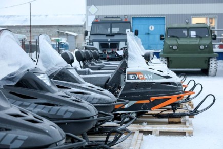 В оленеводческие хозяйства отправят 62 снегохода и 5 вездеходов