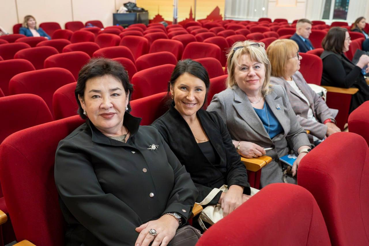 Вопросы развития межнациональных и межконфессиональных отношений обсудили в НАО Вопросы развития межнациональных и межконфессиональных отношений обсудили в НАО