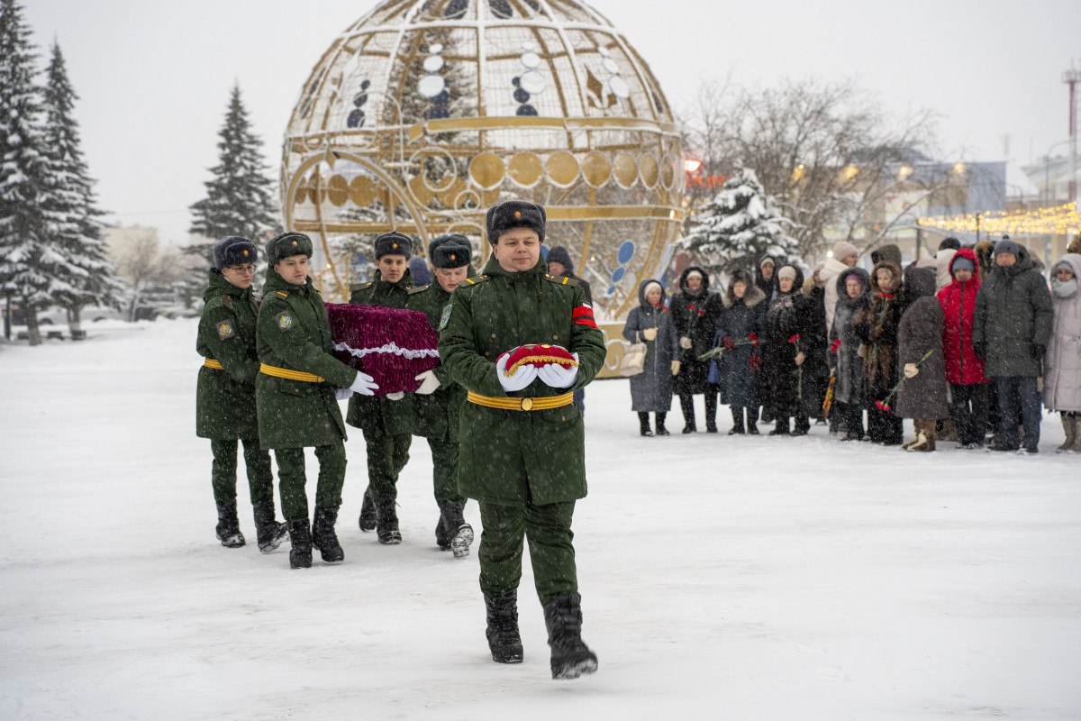 В НАО захоронили останки лётчиков, погибших в Великую Отечественную войну