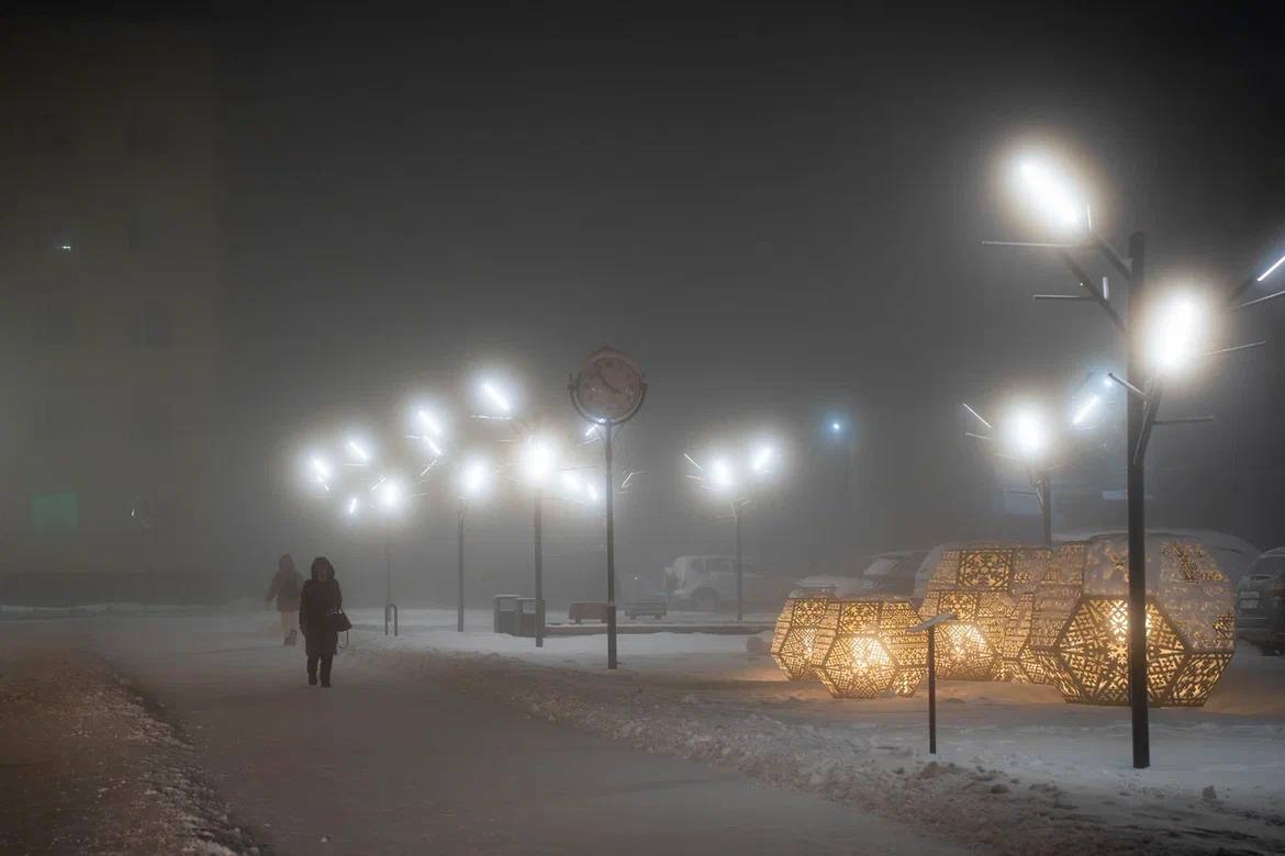 Туманные вечерние улицы Нарьян-Мара в объективе Алексея Орлова Туманные вечерние улицы Нарьян-Мара в объективе Алексея Орлова