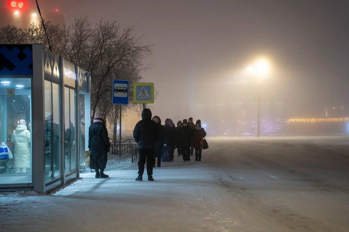 Туманные вечерние улицы Нарьян-Мара в объективе Алексея Орлова Туманные вечерние улицы Нарьян-Мара в объективе Алексея Орлова