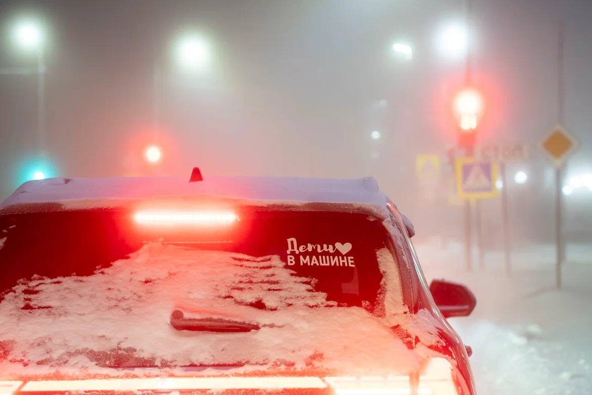 Туманные вечерние улицы Нарьян-Мара в объективе Алексея Орлова Туманные вечерние улицы Нарьян-Мара в объективе Алексея Орлова