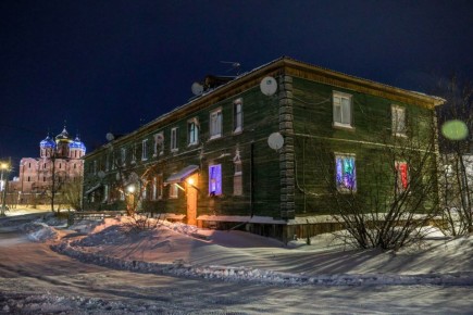 В Нарьян-Маре жители аварийного дома добиваются переселения