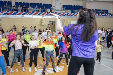 В Нарьян-Маре пройдёт открытая новогодняя зумба-вечеринка