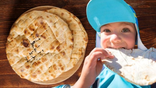 Быстрый хлеб своими руками: простой рецепт лаваша на сковороде