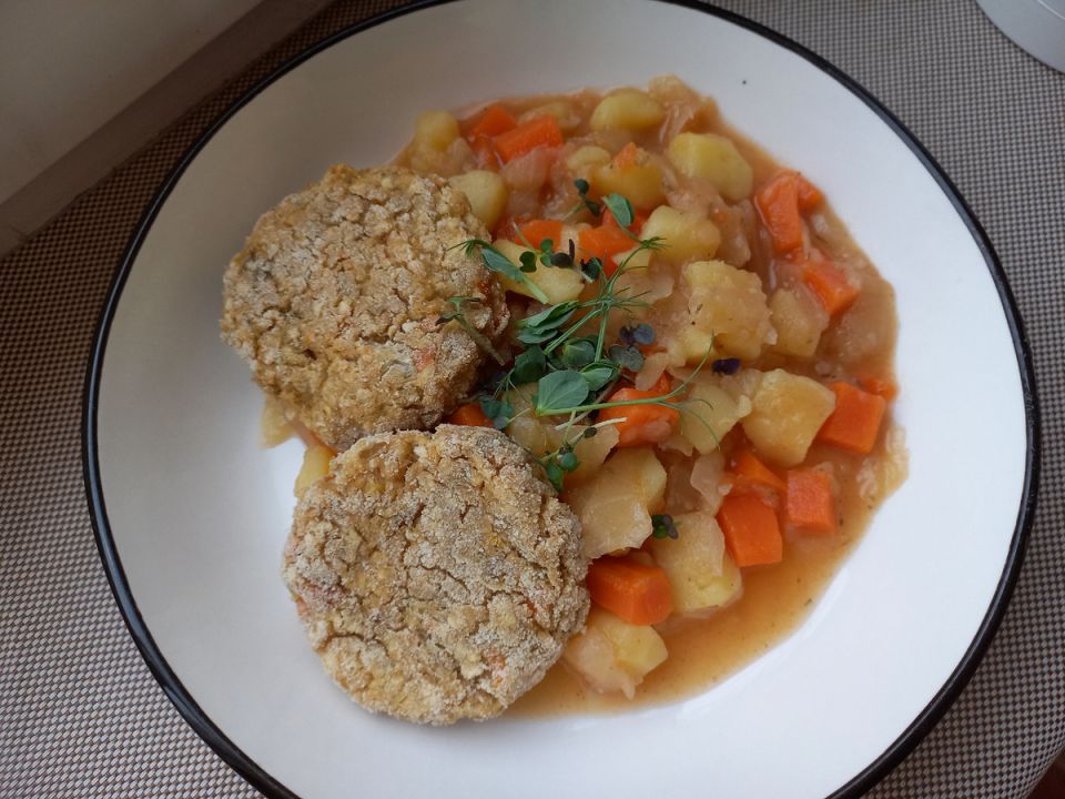 Чечевичные котлеты: полезный и вкусный выбор