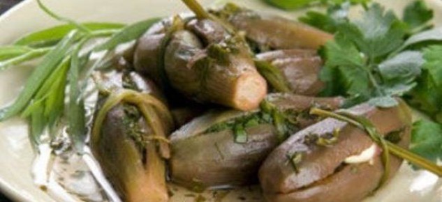 Необычный вкус Грузии: баклажаны с зеленью и чесноком в маринаде