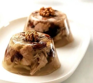 Как приготовить идеальный рыбный холодец: секреты прозрачности и аромата