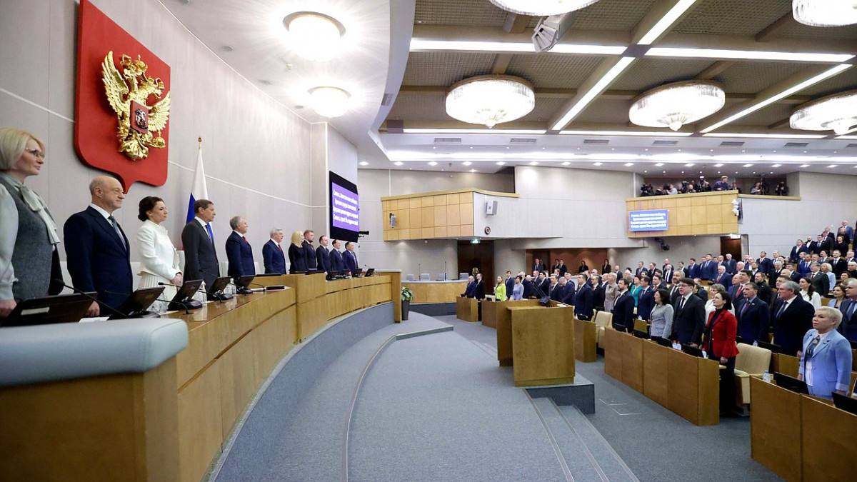 Госдума открыла весеннюю сессию