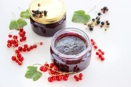 Джем из красной и черной смородины