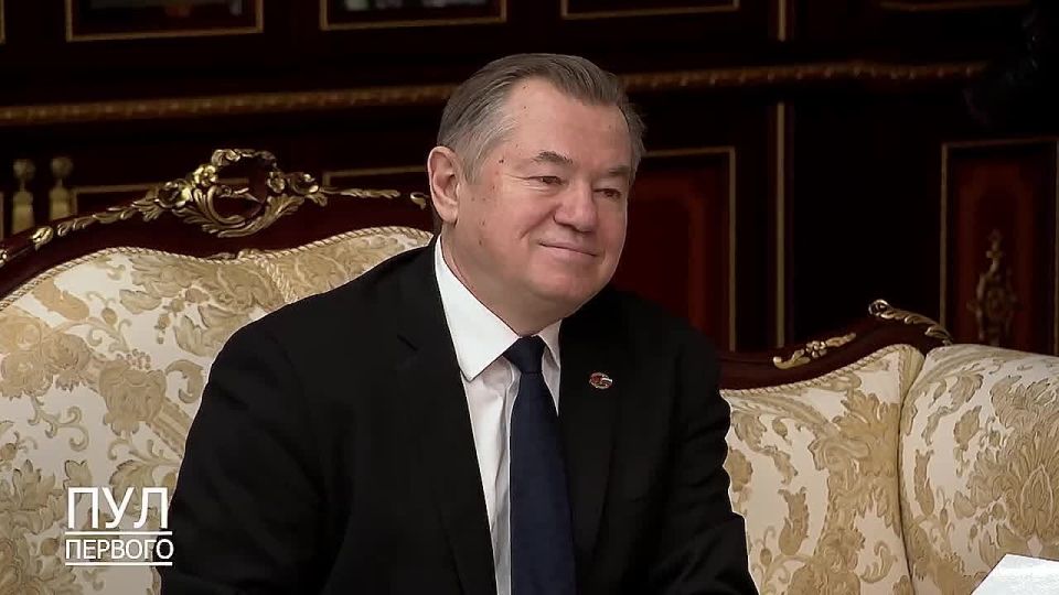 «Если вы хотели меня там видеть, решите вопрос, чтобы я мог спокойно прилететь и улететь оттуда», — президент Белоруссии Лукашенко объяснил, почему он не полетит на первое совещание «Совета мира» в Вашингтоне