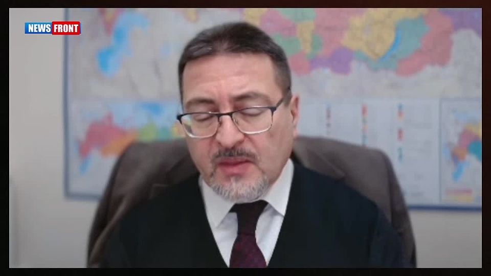 Любые попытки Запада напасть на российские танкеры не приведут к возникновению критических или неразрешимых проблем для Российской Федерации, рассказал политконсультант Андрей Перла в эфире программы "Мнение"