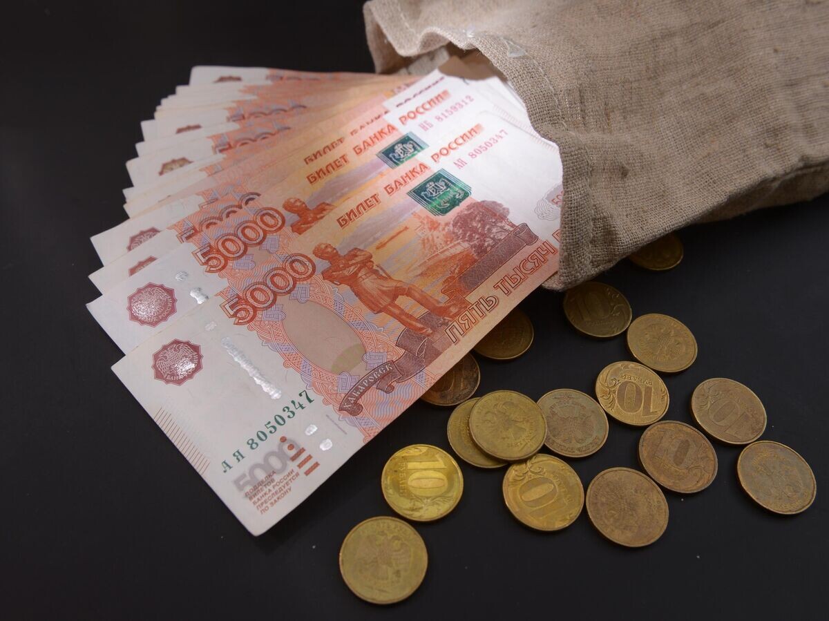 Новые законы, вступающие в силу в феврале: что ждать от изменений