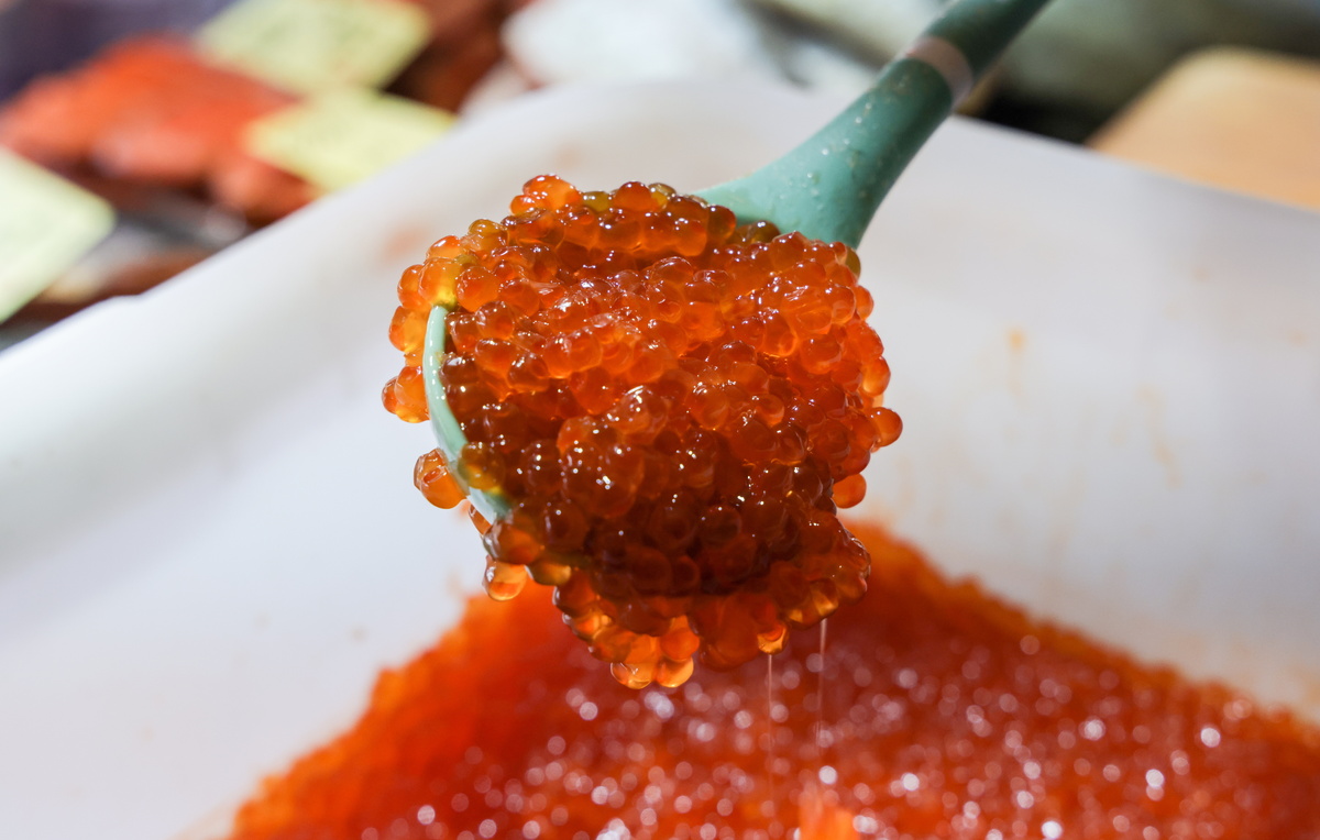 Как выбрать качественную красную икру: советы эксперта