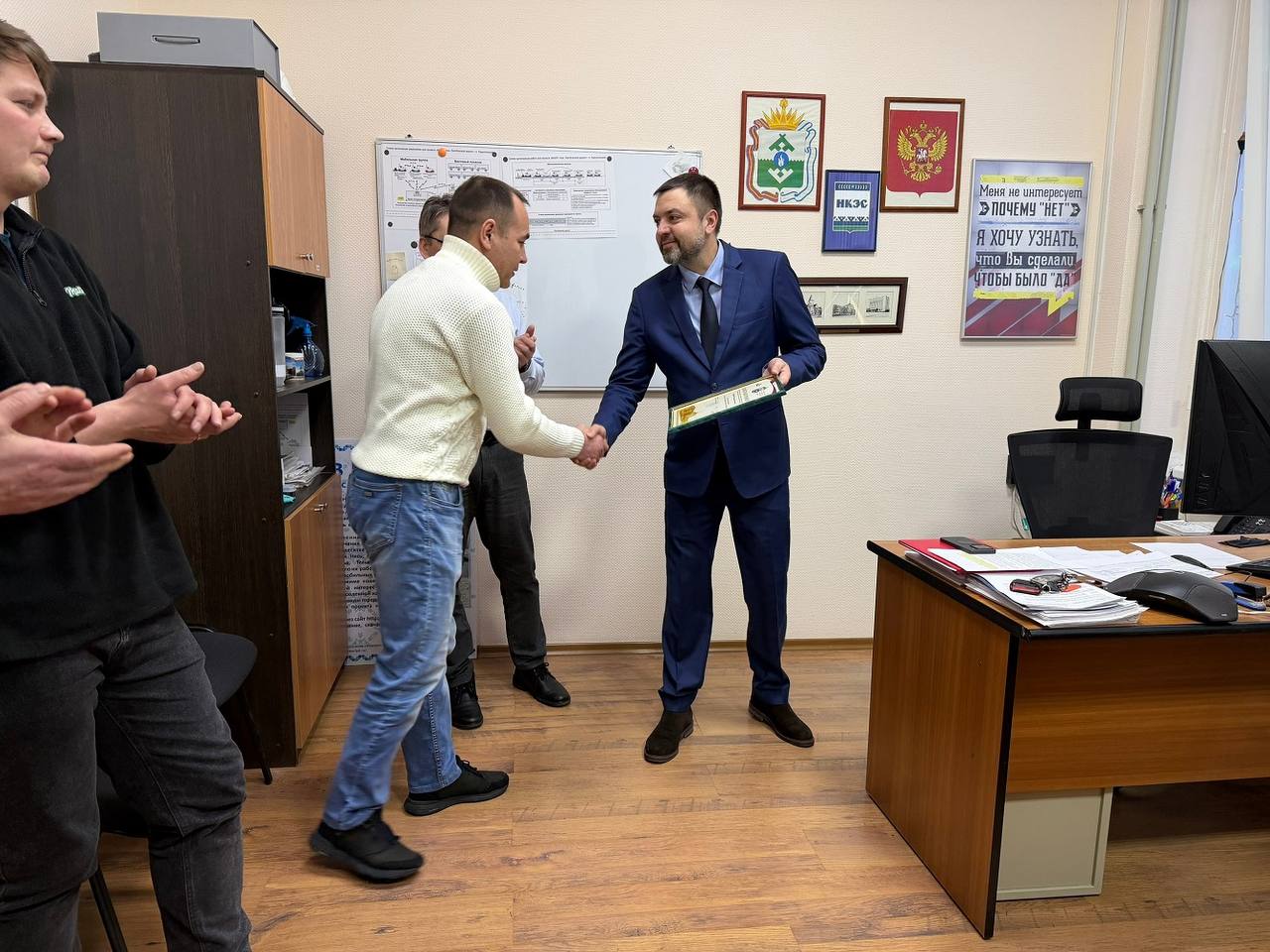 Ветераны спецоперации НАО учатся навыкам госуправления на проекте «Сэр`Варк. Белый медведь» Ветераны спецоперации НАО учатся навыкам госуправления на проекте «Сэр`Варк. Белый медведь»