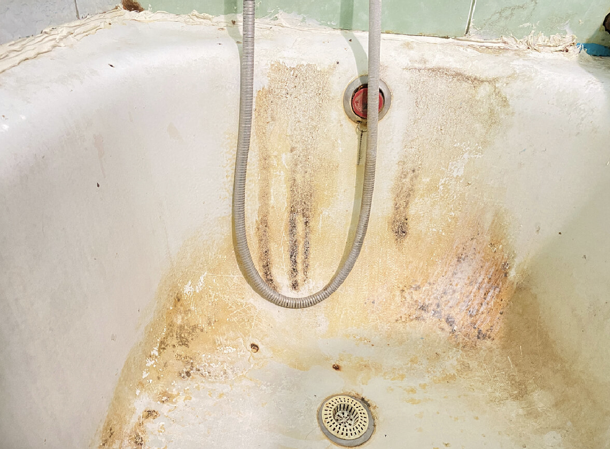 Как эффективно очистить ванну: простой и результативный метод