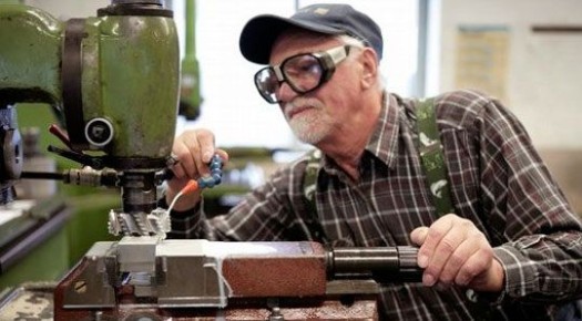 Что нужно знать о правах и льготах работающих пенсионеров