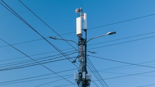 Президент России утвердил закон об отключении связи по запросу ФСБ