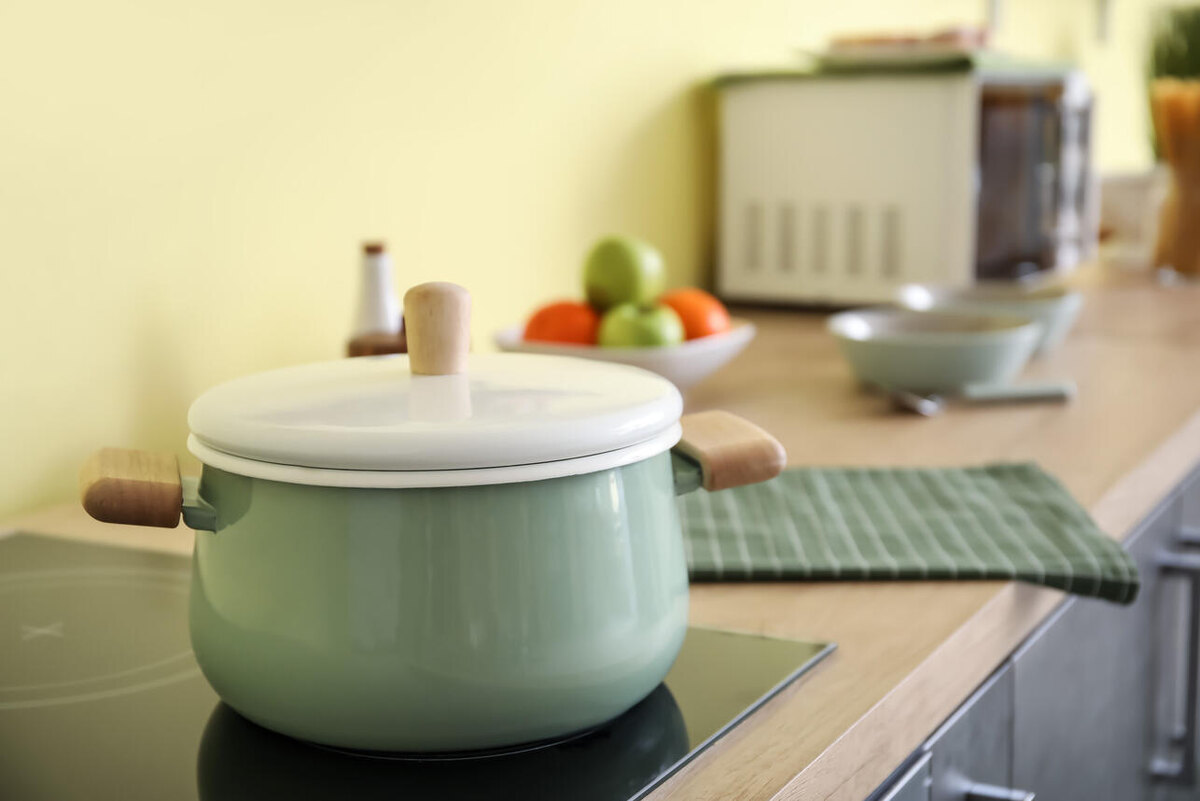 Как вернуть эмалированной посуде вторую жизнь: хитрости для хозяйки