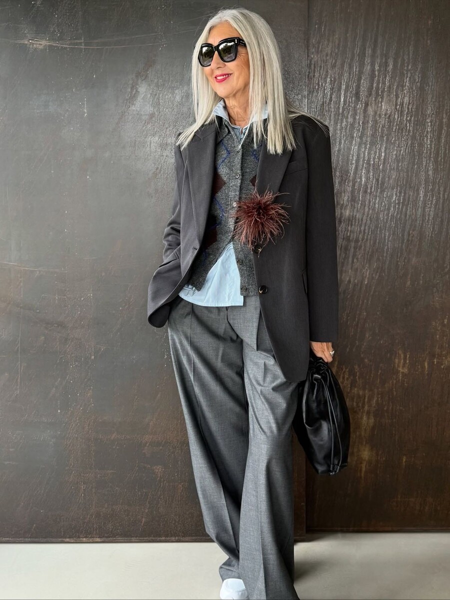 Как выглядеть стильно после 60: советы для ярких женщин