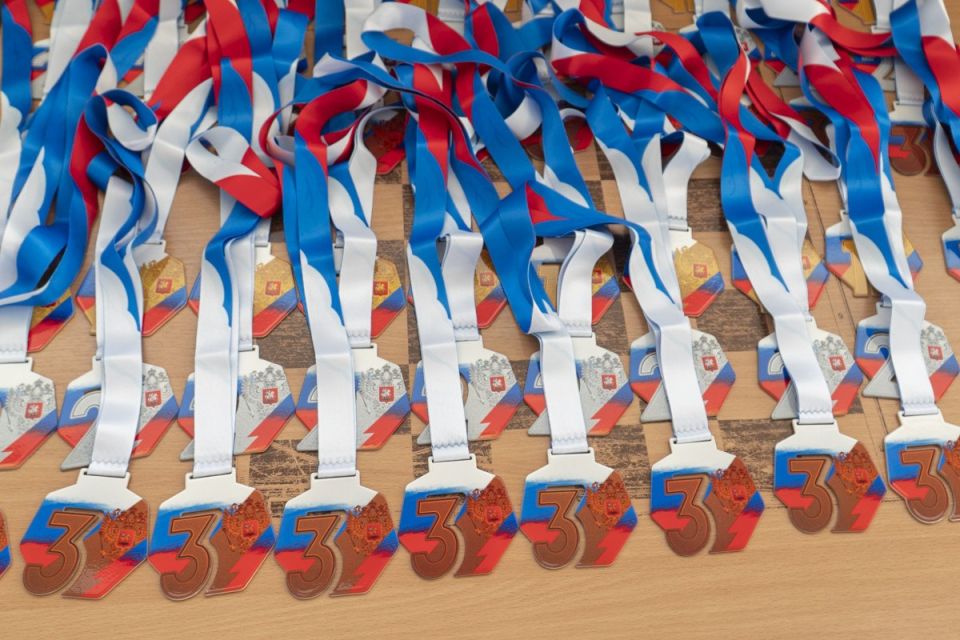 � ������-���� ������ ������ �������� ������ �� ����-������ �������� ������ � ������ ������