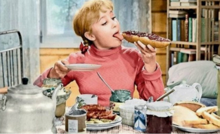 Советская кухня: гастрономические ритуалы и традиции