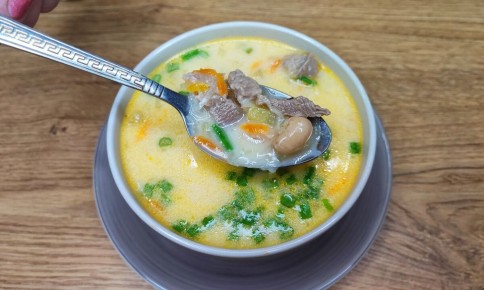 Нежный сливочный суп с капустой и фасолью для всей семьи