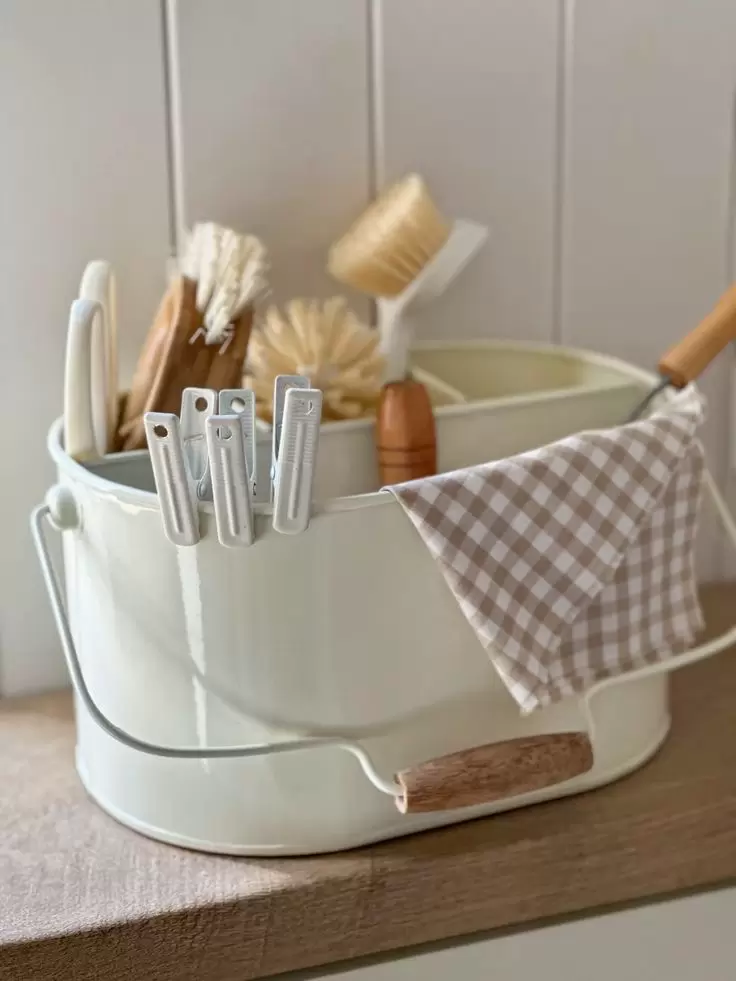 Почему высокая цена не всегда означает высокое качество: мифы о бытовой химии