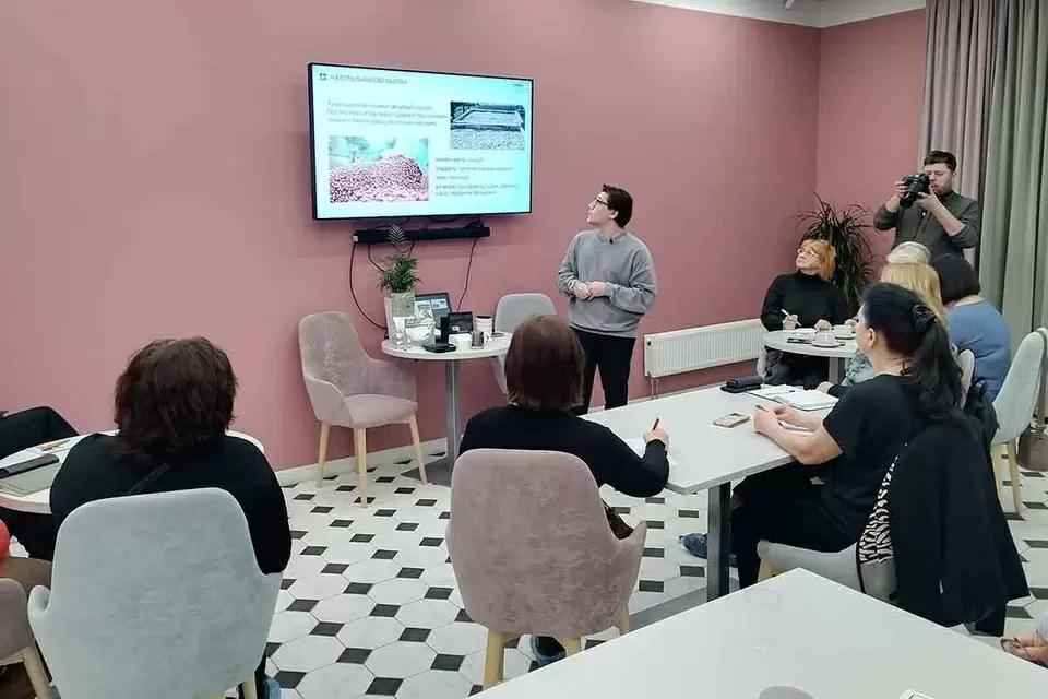 Школа бариста для пенсионеров: новый взгляд на кофе в «Московском долголетии»