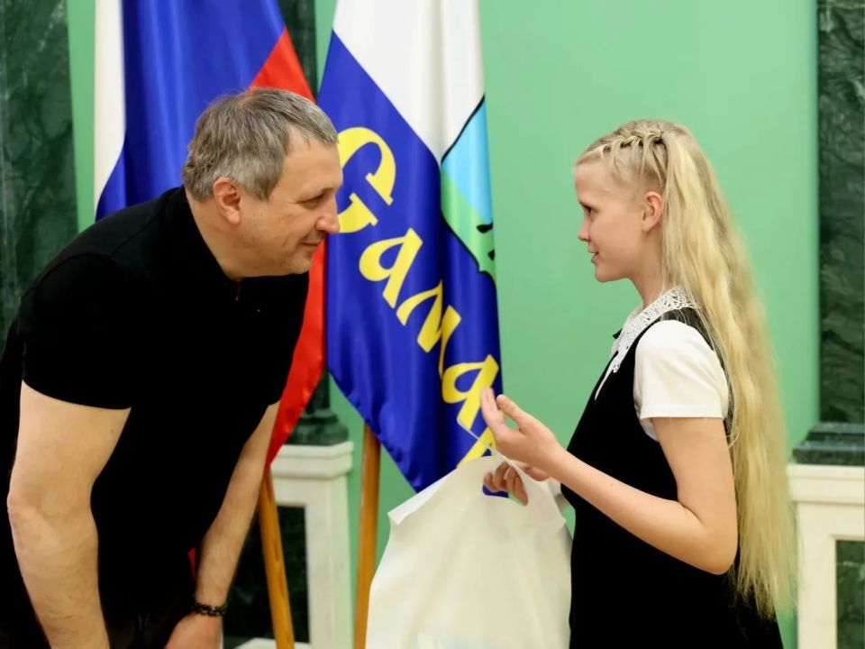 вдохновляющая встреча: как юные блогеры задавали серьезные вопросы Ивану Носкову вдохновляющая встреча: как юные блогеры задавали серьезные вопросы Ивану Носкову