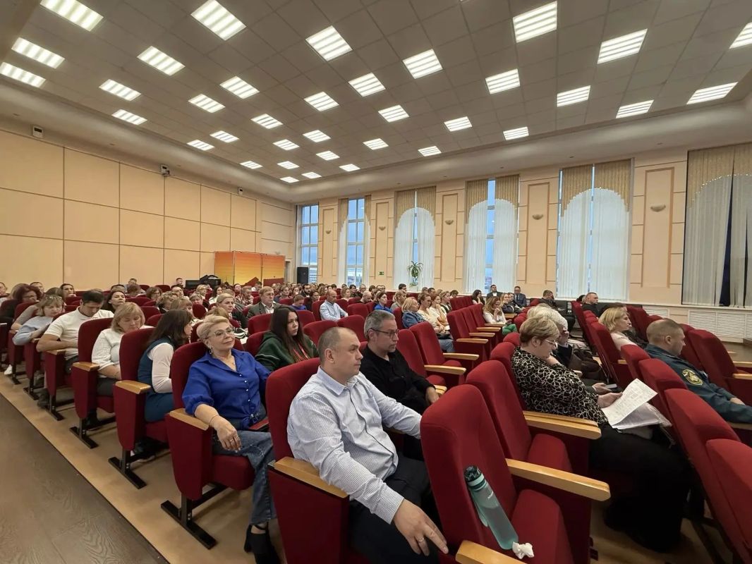 В Ненецком автономном округе прошли семинары для членов избирательных комиссий В Ненецком автономном округе прошли семинары для членов избирательных комиссий