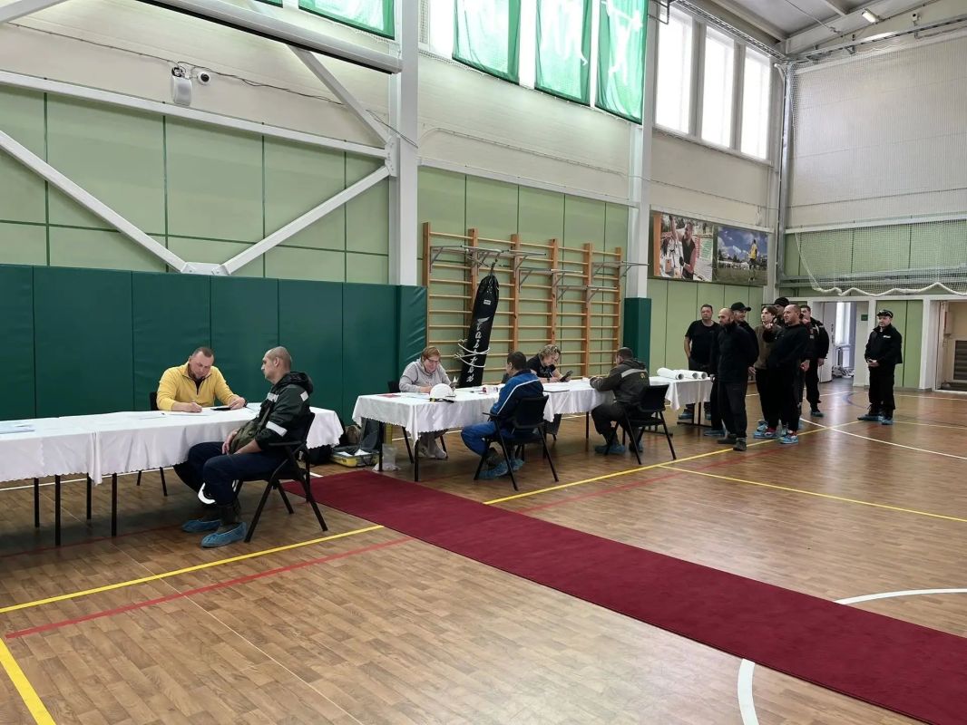 На месторождениях и в отдаленных населенных пунктах Ненецкого автономного округа проходит досрочное голосование на выборах депутатов Государственной Думы девятого созыва На месторождениях и в отдаленных населенных пунктах Ненецкого автономного округа проходит досрочное голосование на выборах депутатов Государственной Думы девятого созыва