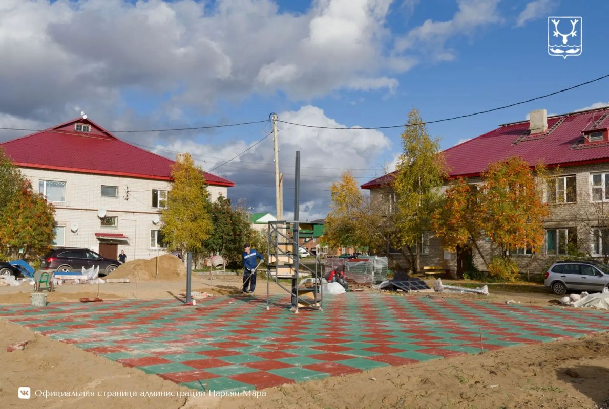 В Нарьян-Маре благоустраивают три придомовые территории В Нарьян-Маре благоустраивают три придомовые территории