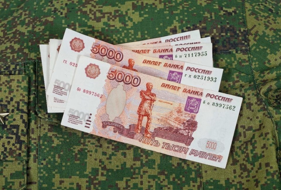 Смешная история о солдате, который получил 3 млн рублей по ошибке