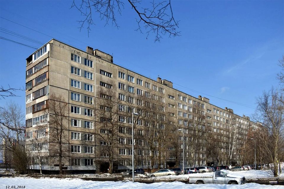 Покупка брежневки в 2025 году: риски и преимущества на рынке недвижимости