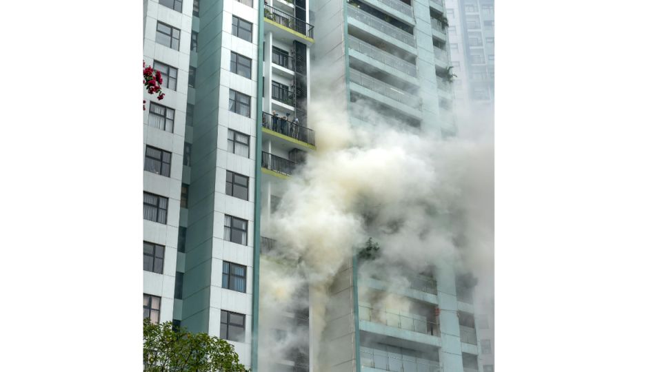 Кто несет ответственность за ущерб от пожара в арендуемой квартире?