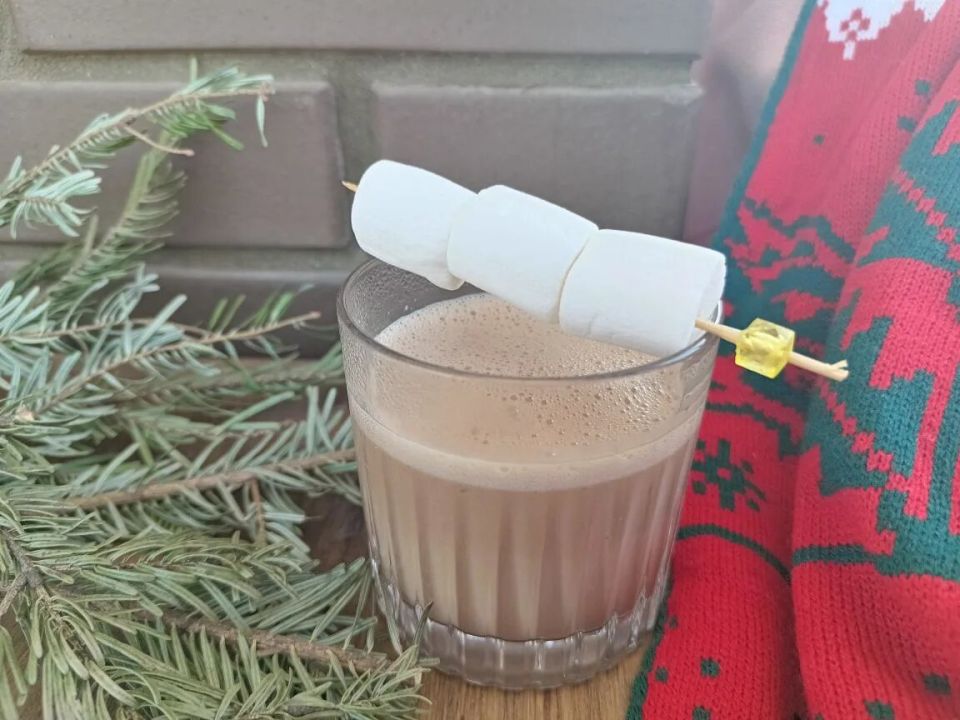 Коктейль из кофе, сыра и арахиса: восхитительный напиток для зимних вечеров