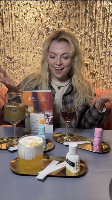 ����, ������ � �����: ��� ����� � Rizz �� ��������� ����������� � ��� � ������ Valentino